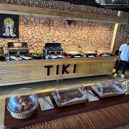 Tiki Beach Club & Resort (Adults Only) Bwejuu Bagian luar foto